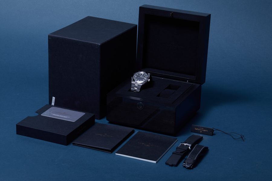 Vacheron Constantin Overseas 4500V/110A-B483